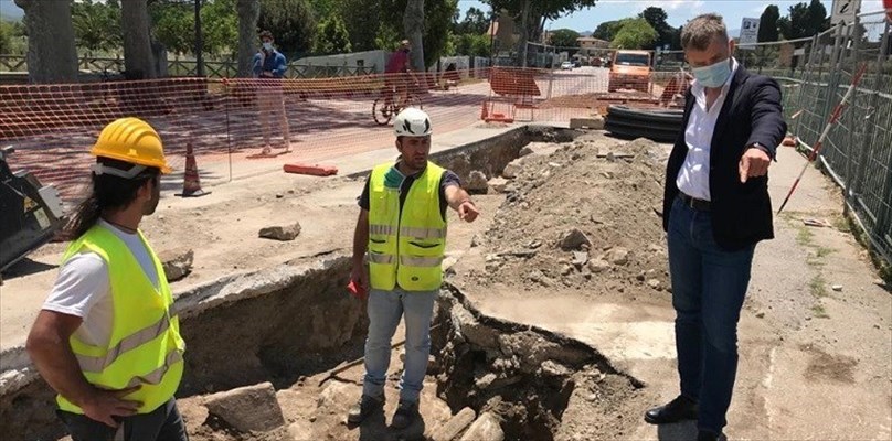 RIEMERGONO I RESTI DI “PORTA AUREA” DURANTE UNO SCAVO PER ENEL S.p.A.