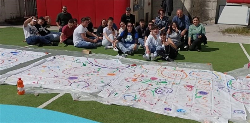 Roccadaspide si veste da Hervè Tullet