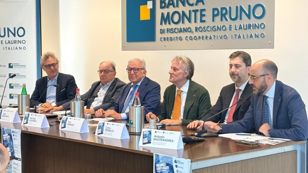 UNA SERATA PER MORO, UNA LEZIONE PER TUTTI