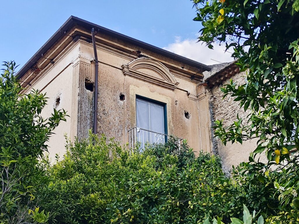 Affacciata sui templi di Paestum, nasce la Casa editrice Luigi Orlotti